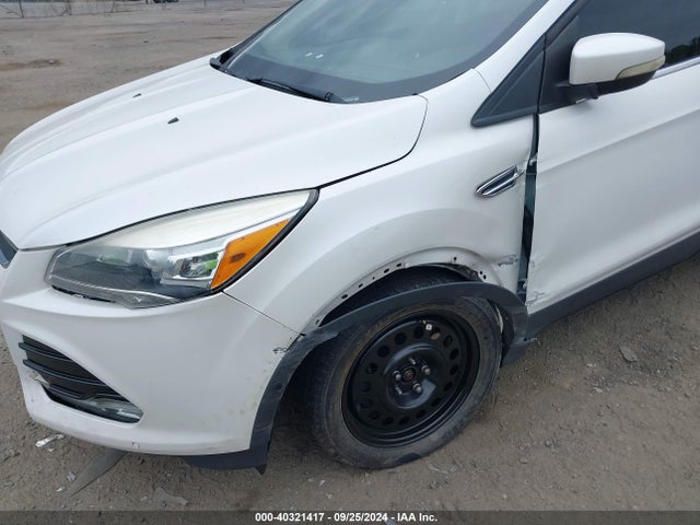 1FMCU9J94FUA48584 Ford Escape Titanium