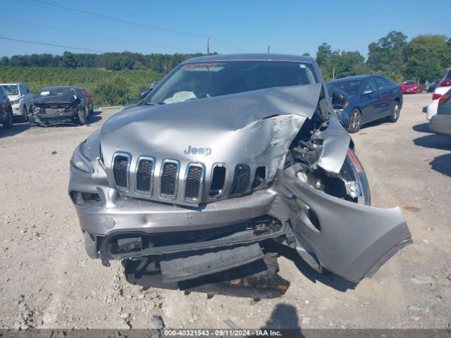 1C4PJMAB6FW545855 Jeep Cherokee Sport