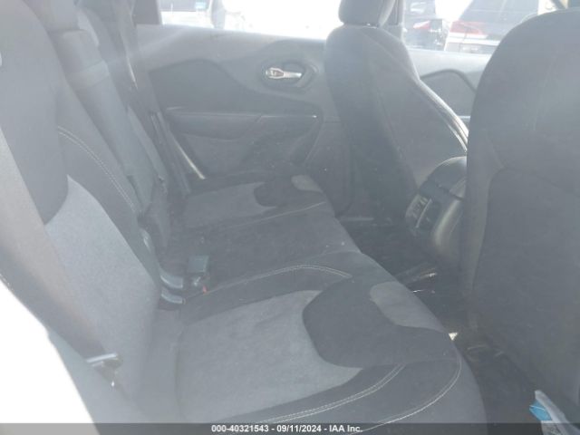 1C4PJMAB6FW545855 Jeep Cherokee Sport