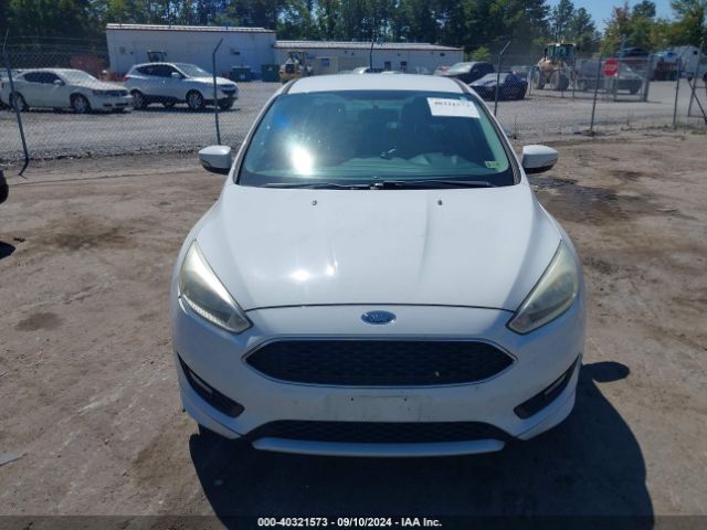 1FADP3FE2FL238933 Ford FOCUS SE