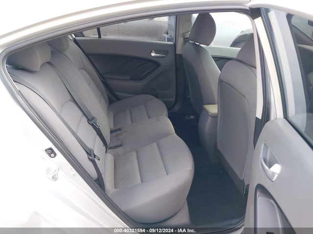 KIA FORTE LX 2017 3KPFK4A7XHE107096 Image 8