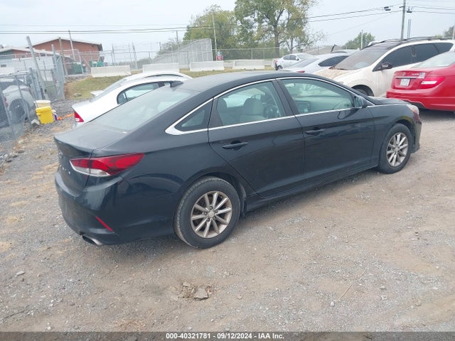 Hyundai SONATA SE 2018 5NPE24AF6JH695454 Image 4