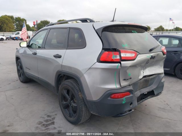 1C4PJMAB4GW305706 Jeep Cherokee Altitude