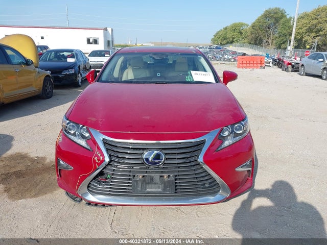 JTHBW1GG5G2121975 Lexus ES 300H