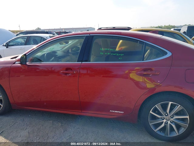 Lexus ES 300H 2016 JTHBW1GG5G2121975 Image 14