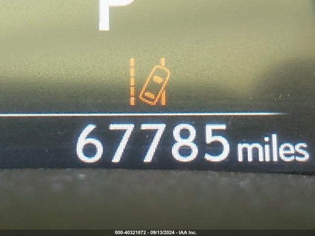 JTHBW1GG5G2121975 Lexus ES 300H