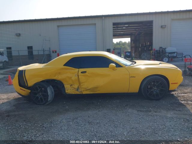 2C3CDZGG2KH532197 Dodge Challenger Sxt Awd