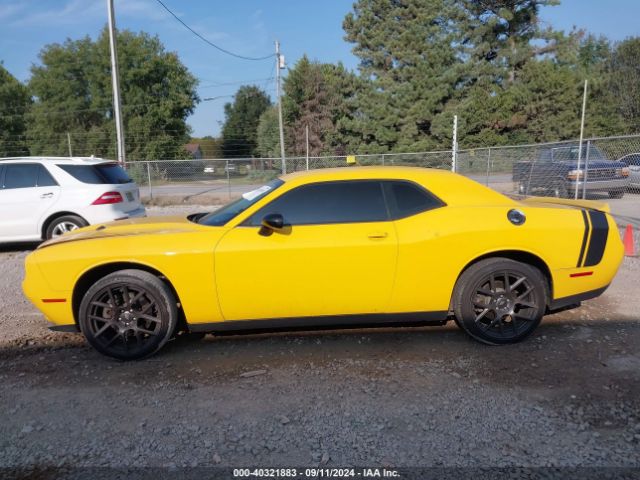 2C3CDZGG2KH532197 Dodge Challenger Sxt Awd