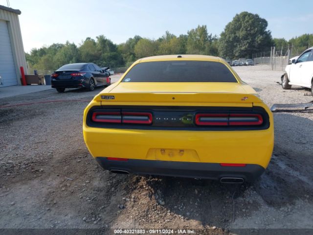 2C3CDZGG2KH532197 Dodge Challenger Sxt Awd