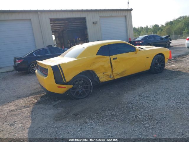 2C3CDZGG2KH532197 Dodge Challenger Sxt Awd