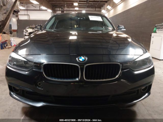 WBA8A3C54GK689710 BMW 320i Xdrive