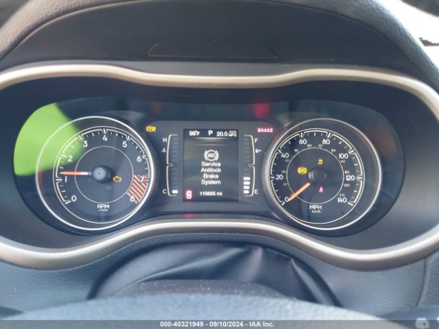 1C4PJMCS7FW774624 Jeep Cherokee Latitude Altitude