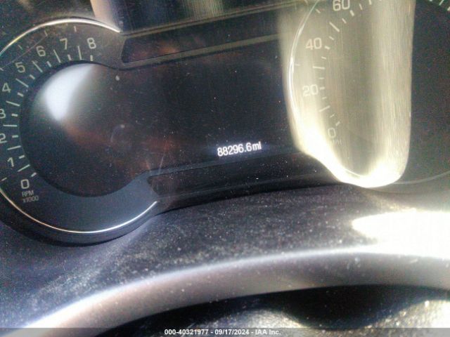 5LMCJ3D97HUL55846 Lincoln Mkc Reserve