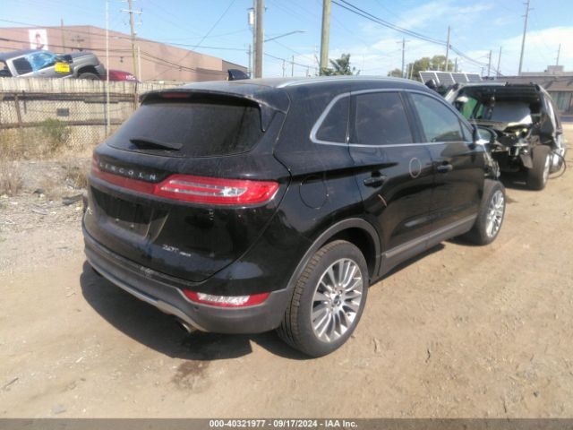 5LMCJ3D97HUL55846 Lincoln Mkc Reserve