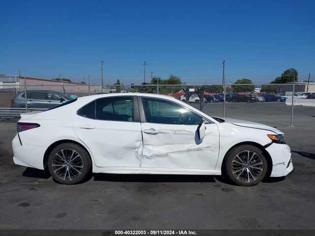 Toyota CAMRY SE 2018 4T1B11HK2JU047490 Image 13