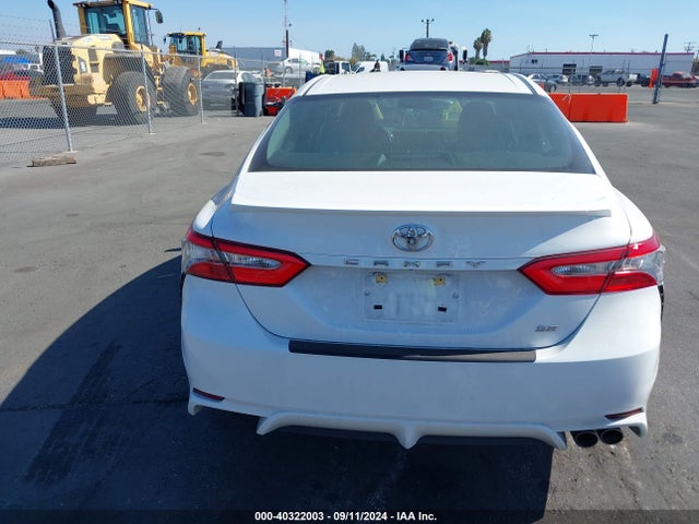Toyota CAMRY SE 2018 4T1B11HK2JU047490 Image 16