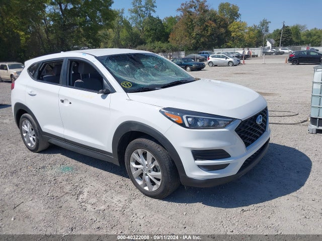 Hyundai TUCSON SE 2019 KM8J23A42KU056904 Image 1