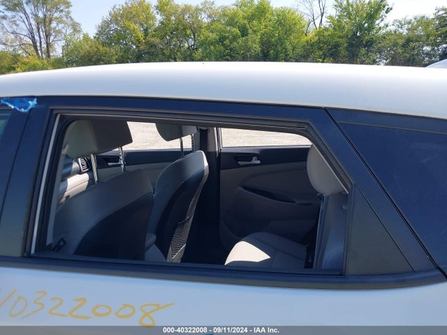 Hyundai TUCSON SE 2019 KM8J23A42KU056904 Image 17