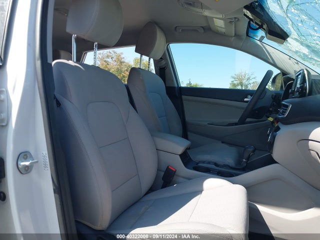 Hyundai TUCSON SE 2019 KM8J23A42KU056904 Image 5