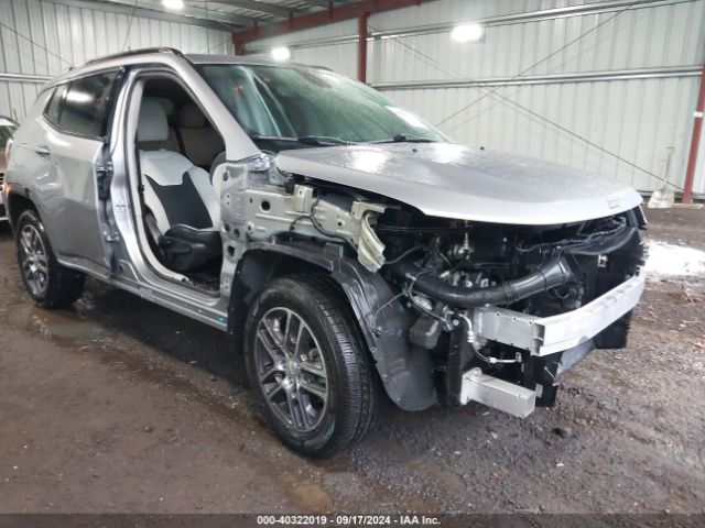 3C4NJCBBXKT685777 Jeep Compass Sun And Wheel Fwd