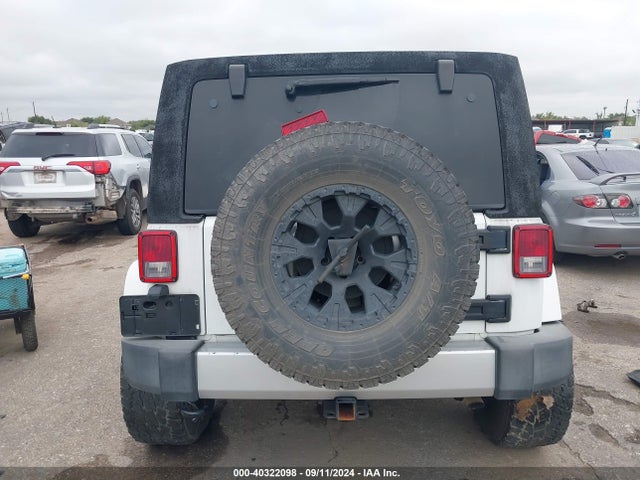 1C4BJWEGXFL710349 Jeep Wrangler Unlimited Sahara
