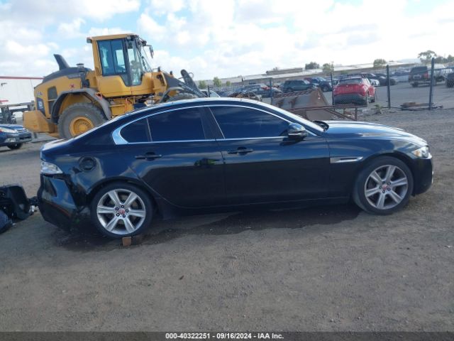 SAJAE4BG5HA963877 Jaguar Xe 25t Prestige