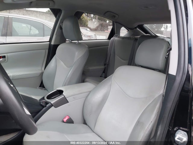 Toyota Prius Two 2015 JTDKN3DU1F0413465 Image 19