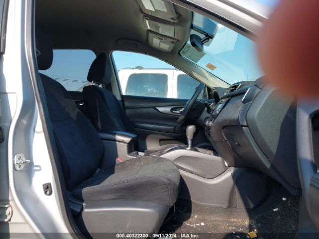5N1AT2ML1FC850184 Nissan ROGUE SV