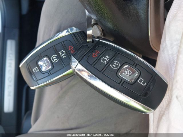 2LMPJ8JR3JBL30044 Lincoln Mkx Premiere
