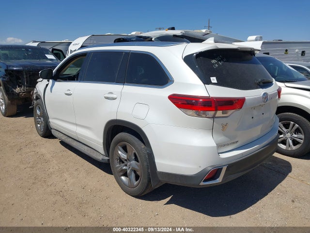 Toyota Highlander Limited Platinum 2017 5TDDZRFH6HS468803 Image 3