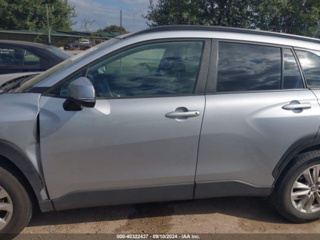 7MUCAAAG9NV036369 Toyota Corolla Cross Le