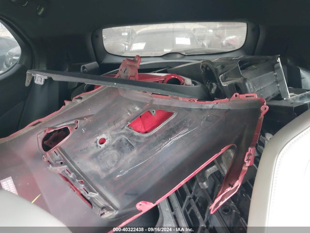 Lexus UX 250H 2021 JTHX9JBH2M2049464 Image 12