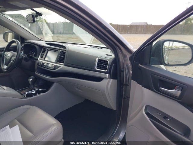 Toyota Highlander Xle V6 2015 5TDJKRFH6FS159613 Image 5