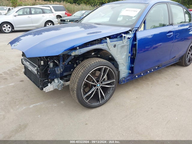 3MW89FF08R8D83348 BMW 3 Series 330i Xdrive