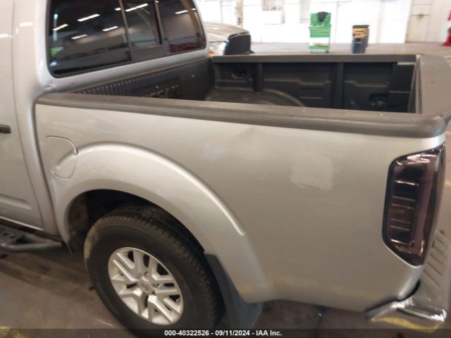 1N6AD0EV2JN715327 Nissan Frontier Sv