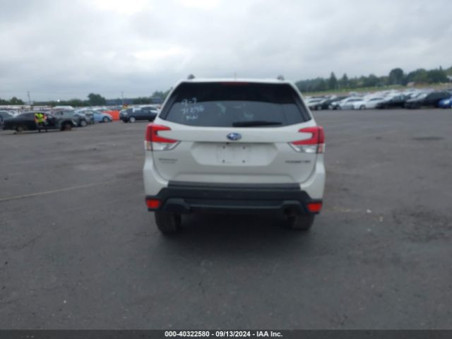 JF2SKAEC2NH522408 Subaru Forester Premium