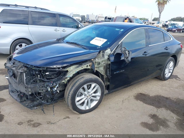 Chevrolet MALIBU LT 2018 1G1ZD5ST9JF186824 Image 2