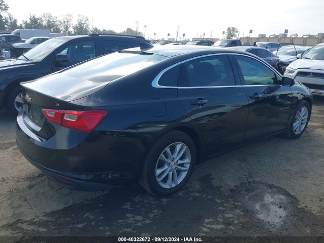 Chevrolet MALIBU LT 2018 1G1ZD5ST9JF186824 Image 4