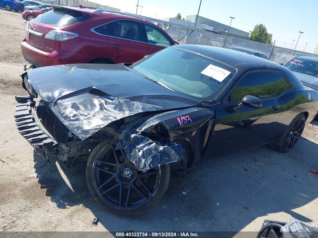 2C3CDZAG6JH122025 Dodge Challenger Sxt