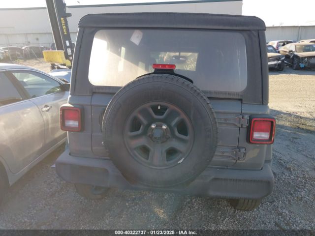 1C4HJXDG8NW126143 Jeep Wrangler Unlimited Sport 4x4