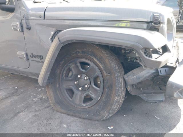 1C4HJXDG8NW126143 Jeep Wrangler Unlimited Sport 4x4