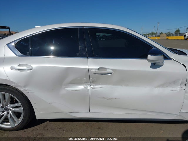 JTHCA1D20M5117113 Lexus IS 300