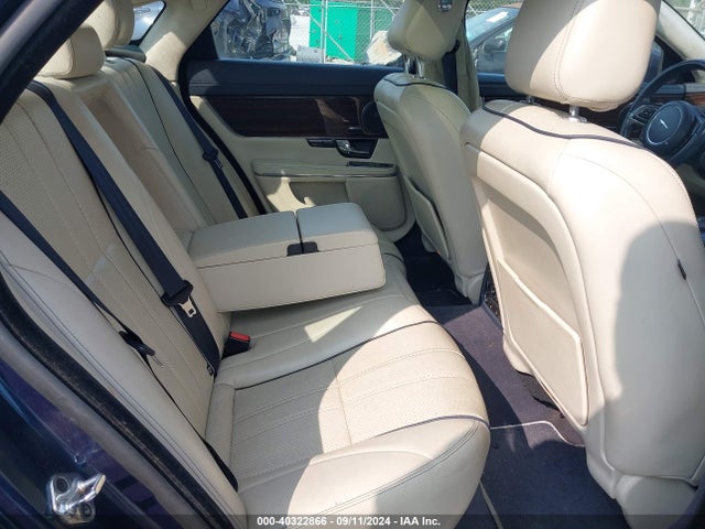 2013 JAGUAR XJ SAJWA1C7XD8V44570 Photo 7