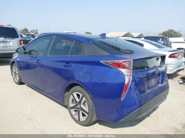 Toyota Prius Three 2016 JTDKARFU8G3525921 Image 3