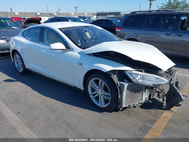 2013 TESLA MODEL S 5YJSA1CP9DFP22627 Photo 0