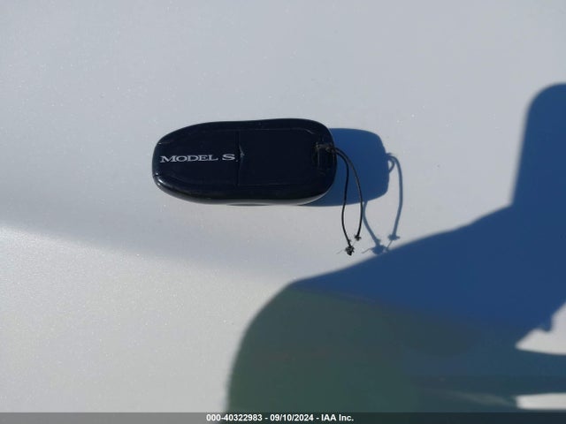 2013 TESLA MODEL S 5YJSA1CP9DFP22627 Photo 10