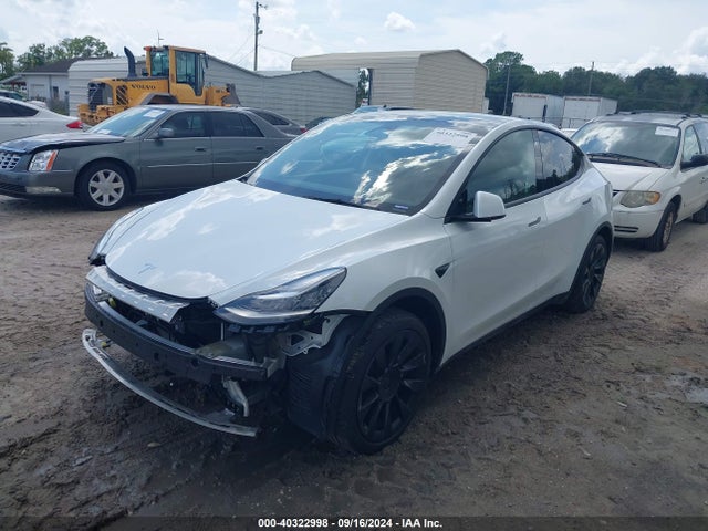 2023 TESLA MODEL Y 7SAYGAEE3PF589584 Photo 1