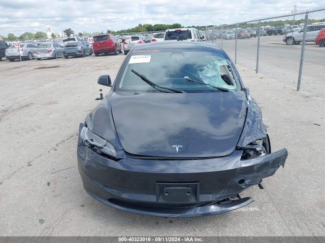 Tesla Model 3 Rear-wheel Drive 2024 5YJ3E1EA8RF725236 Image 11