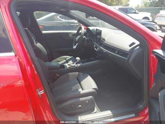 WAUEAAF41RN014554 Audi A4 Premium Plus 45 Tfsi S Line Quattro S Tronic