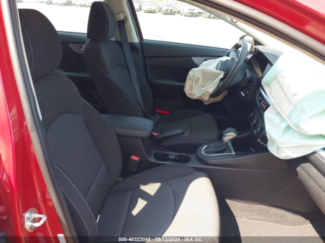 3KPF24AD8PE504567 KIA Forte Lxs